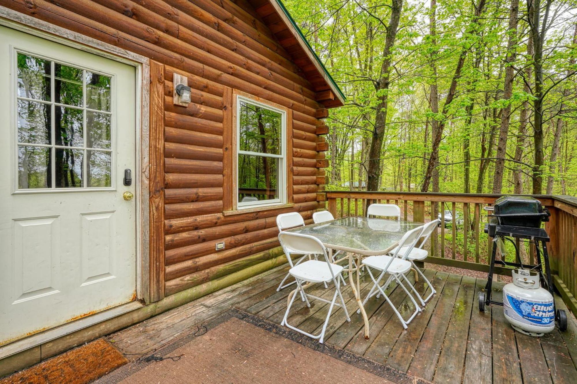 Blue Rose Cabins - Pine Ridge Cabin 로건 외부 사진